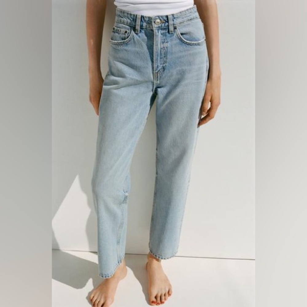 ZARA Light Wash Mom Jeans